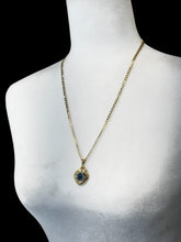 Load image into Gallery viewer, Cadena con corazon ,Ojo,stainless steel/Baño Oro