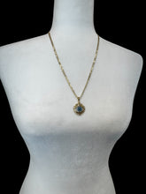 Load image into Gallery viewer, Cadena con corazon ,Ojo,stainless steel/Baño Oro