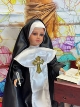 Load image into Gallery viewer, Monja ,Nun doll,Porcelain ,Muñeca espiritual