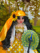 Load image into Gallery viewer, Gipsy doll,Muñeca  Gitana