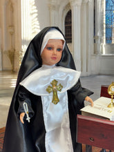 Load image into Gallery viewer, Monja ,Nun doll,Porcelain ,Muñeca espiritual