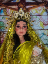 Load image into Gallery viewer, Virgen de la Caridad en Muñeca