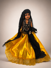 Load image into Gallery viewer, Gipsy doll/Muñeca Mediana /Gitana Bruja Hechicera