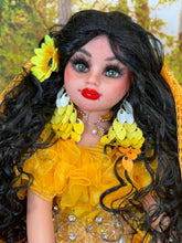 Load image into Gallery viewer, Gipsy doll,Muñeca  Gitana