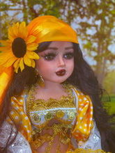 Load image into Gallery viewer, Gipsy doll,Muñeca  Gitana