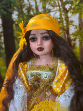 Load image into Gallery viewer, Gipsy doll,Muñeca  Gitana