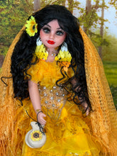 Load image into Gallery viewer, Gipsy doll,Muñeca  Gitana