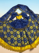 Load image into Gallery viewer, Vestido ,Exclusivo Para Muñeca.  ,Dos Aguas