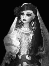 Load image into Gallery viewer, Gipsy doll,Muñeca Gitana Española