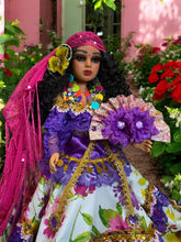 Load image into Gallery viewer, Gipsy doll,Gitana/Muñeca Mediana