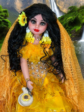 Load image into Gallery viewer, Gipsy doll,Muñeca  Gitana