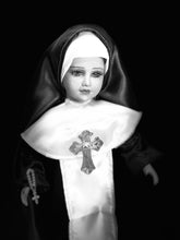 Load image into Gallery viewer, Monja ,Nun doll,Porcelain ,Muñeca espiritual