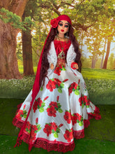 Load image into Gallery viewer, Gipsy doll,Muñeca Gitana Tradicional