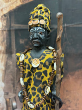 Load image into Gallery viewer, Congo Africano,Jefe Tribal,Oba ,Tallado En Madera