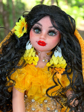 Load image into Gallery viewer, Gipsy doll,Muñeca  Gitana