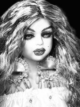 Load image into Gallery viewer, Gipsy doll,Gitana ,Bruja  Sanadora ,Hechicera