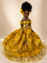 Load image into Gallery viewer, Oshun Doll,Muñeca Espiritual ,Precio Especial