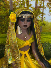Load image into Gallery viewer, Gipsy doll,Muñeca Gitana ,Muñeca Espiritual
